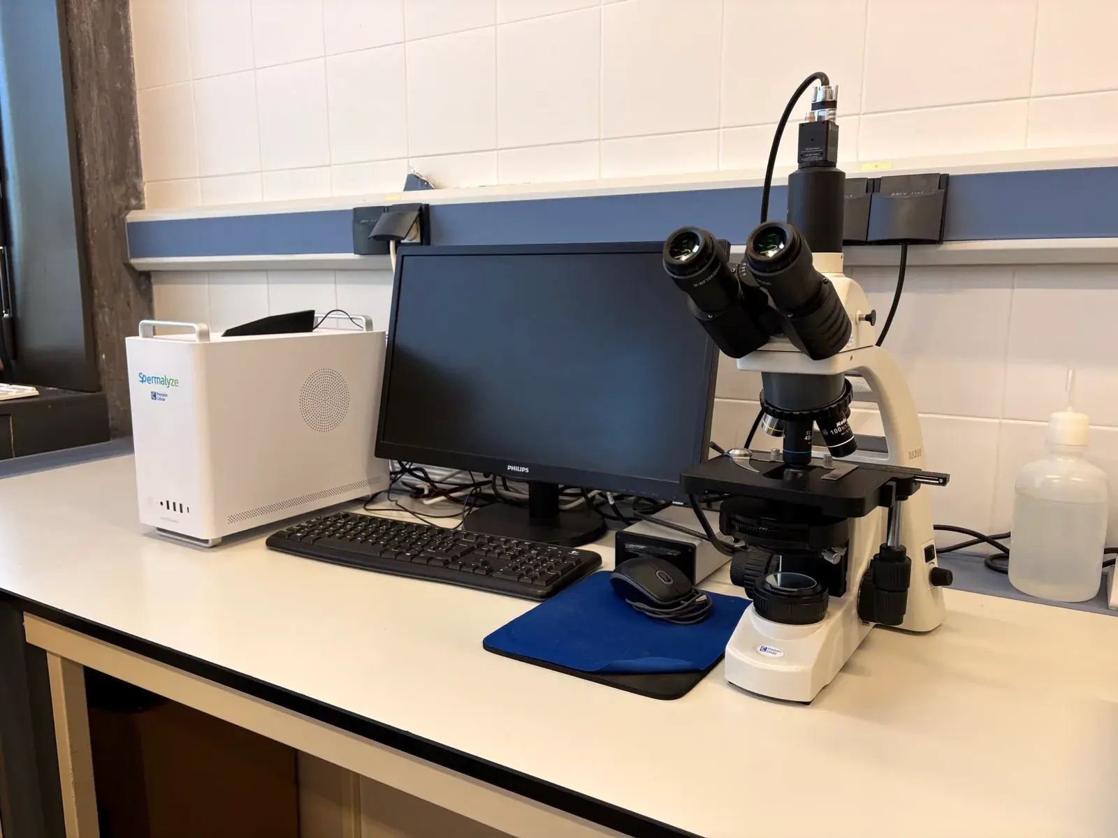 Instal·lacions i equipament del laboratori de TechnoSperm