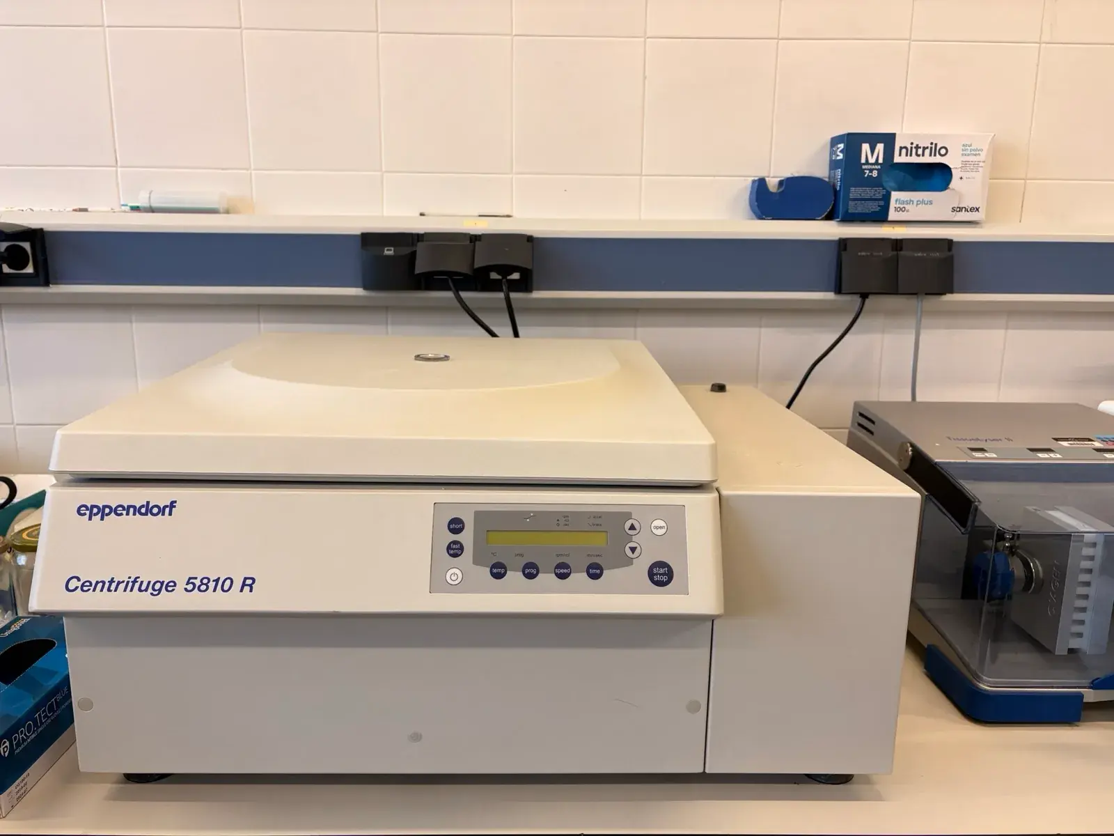 Instal·lacions i equipament del laboratori de TechnoSperm